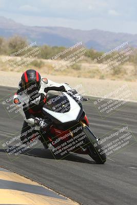 media/May-05-2025-Moto Forza (Mon) [[3c1838c5e5]]/2-B Group/Session 2 (Turn 7 Inside)/